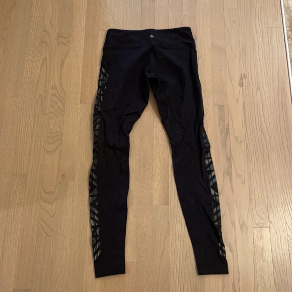 Lululemon leggings - Picture 2 of 4